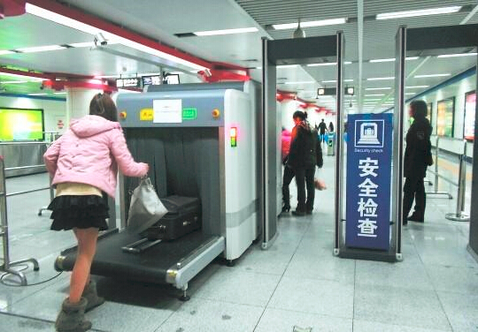 金屬探測(cè)安檢門(mén)為什么一般要和X光機(jī)配套使用？