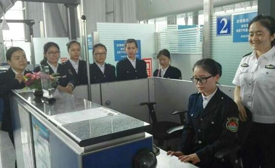 烏魯木齊機(jī)場(chǎng)安檢總站安檢門及金屬探測(cè)器技術(shù)培訓(xùn)與時(shí)俱進(jìn)